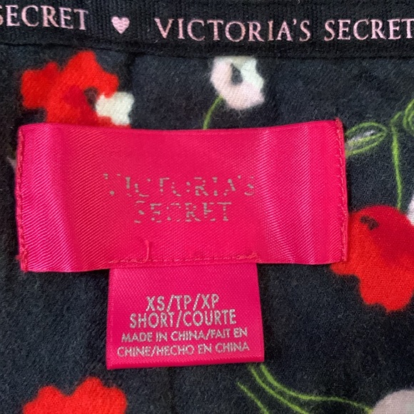 Victoria’s Secret Floral Navy Pajama Long Sleeve Button Down Set 100% Cotton XS - Picture 4 of 7